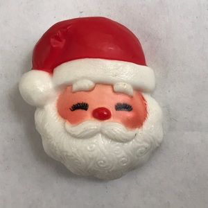 Vintage Santa head with hat brooch